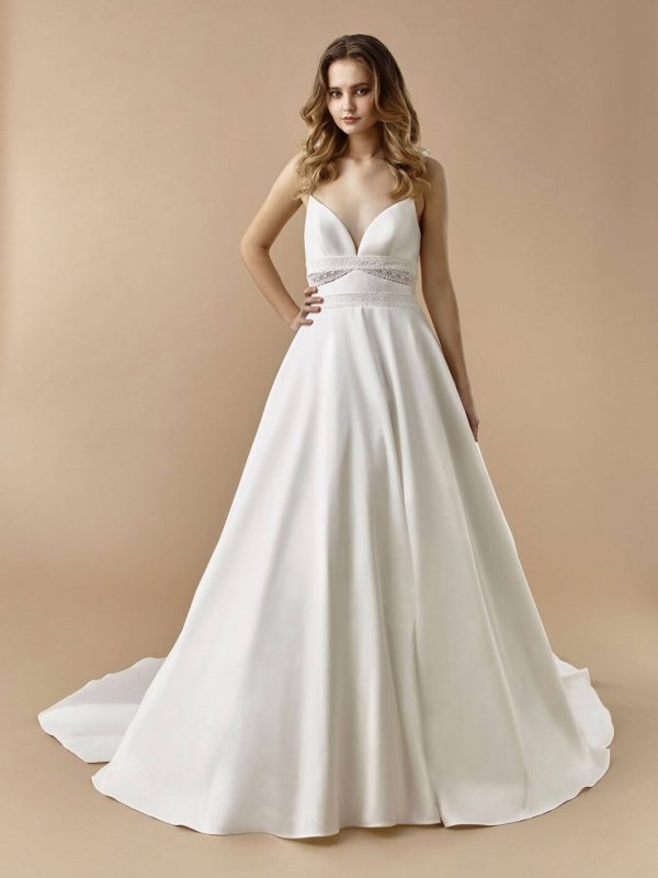 Beautiful by Enzoani Style #20071