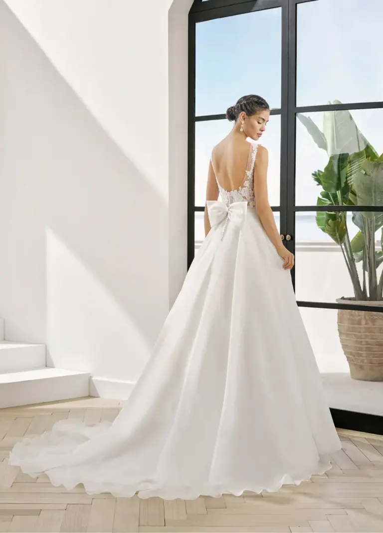 Boss Hochzeitshaus Adriana Alier Portland Vintage Brautkleid Organza Bremen Stade Winsen Maschen Lüneburg (2)