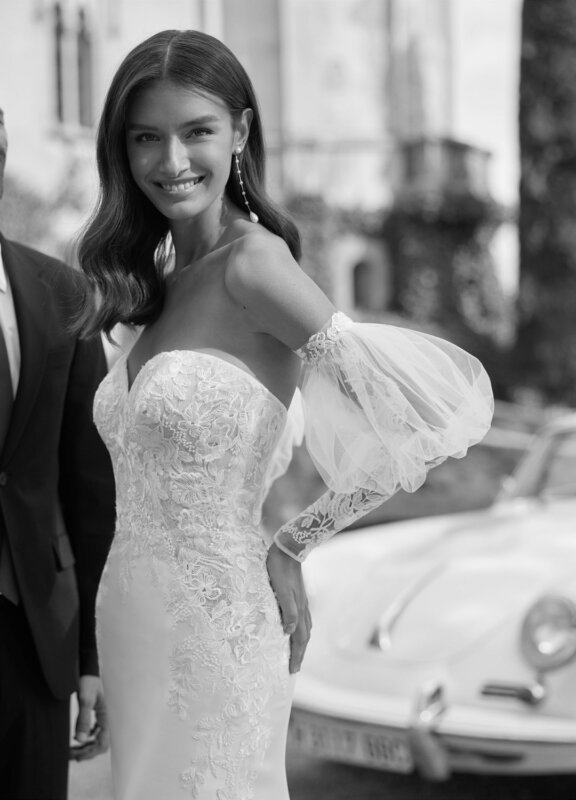 Boss Hochzeitshaus Winsen Luhe Brautkleid Hamburg Bremen Stade Buxtehude Lübeck Aire Royal Aire Barcelona Yiara Fitnflare modern (3) p