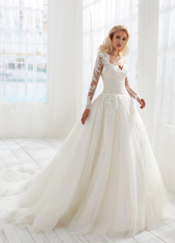 Boss Hochzeitshaus Winsen Luhe Stade Lüneburg Harburg Hannover Belle Randy Fenoli Brautkleid Prinzessin (6)
