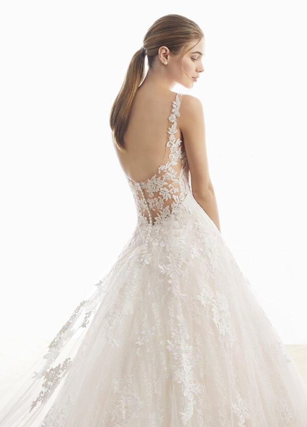Boss Hochzeitshaus WinsenLuhe Erol AireBarcelona Brautkleid Aline Modern Haamburg Bremen Stade Soltau Sittensen (1) p