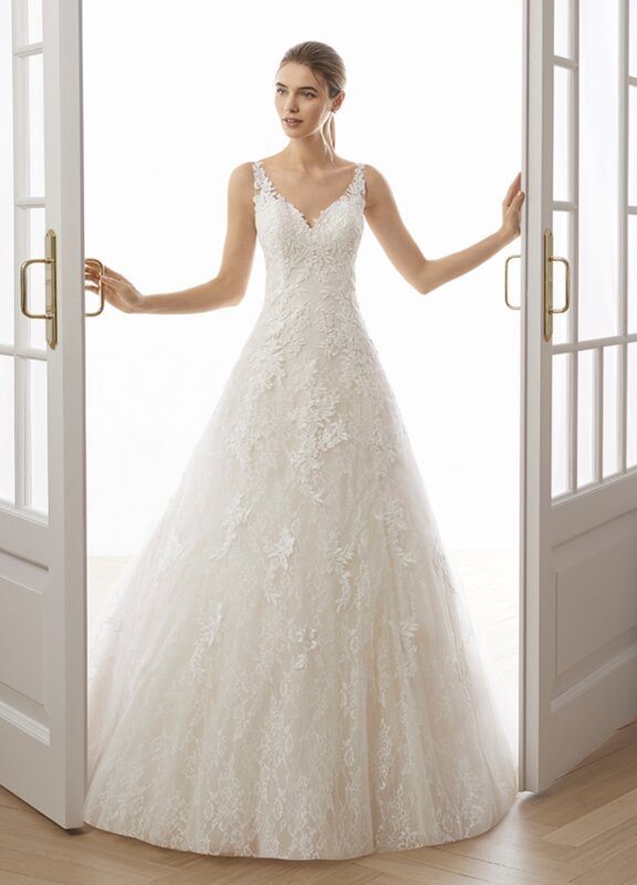 Boss Hochzeitshaus WinsenLuhe Erol AireBarcelona Brautkleid Aline Modern Haamburg Bremen Stade Soltau Sittensen (2) p