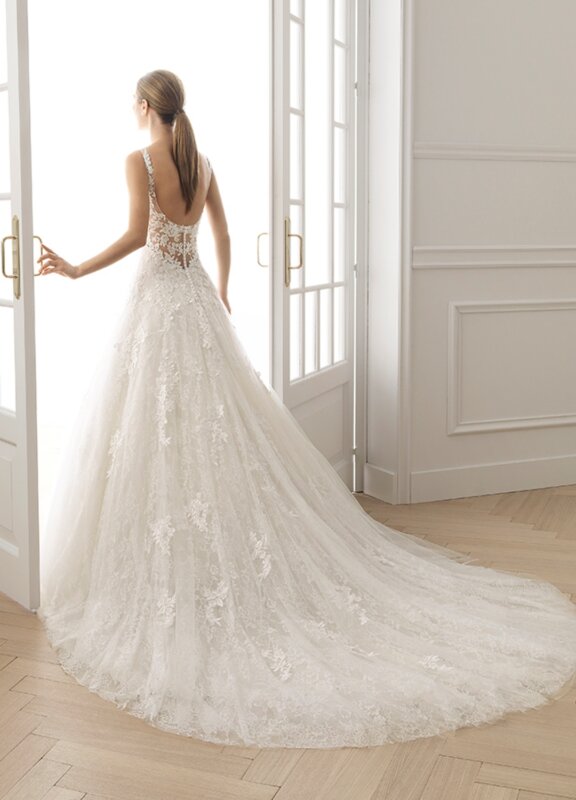 Boss Hochzeitshaus WinsenLuhe Erol AireBarcelona Brautkleid Aline Modern Haamburg Bremen Stade Soltau Sittensen (3) p