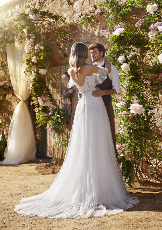 BossHochzeitshaus Evin WhiteOne VintageBRautkleid Carmenträger Hamburg Stade Winsen Lüneburg Bremen Harburg (18)