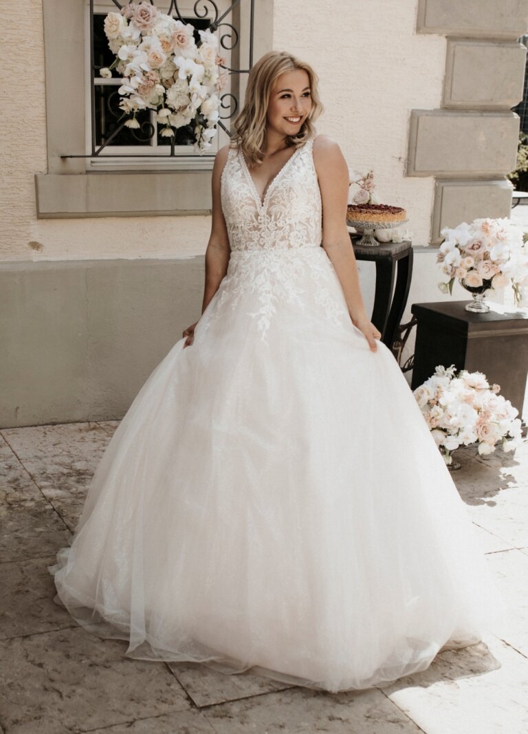 BossHochzeitshaus VintageWedding Brautkleid WhiteOne Magic Hamburg Stade Bremen Buxtehude CurvyBraut ModerneBraut (3)