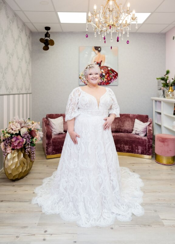 BossHochzeitshaus CurvyBrautkleider Aline Modern Niedersachsen Stade Bremen Hamburg (3)