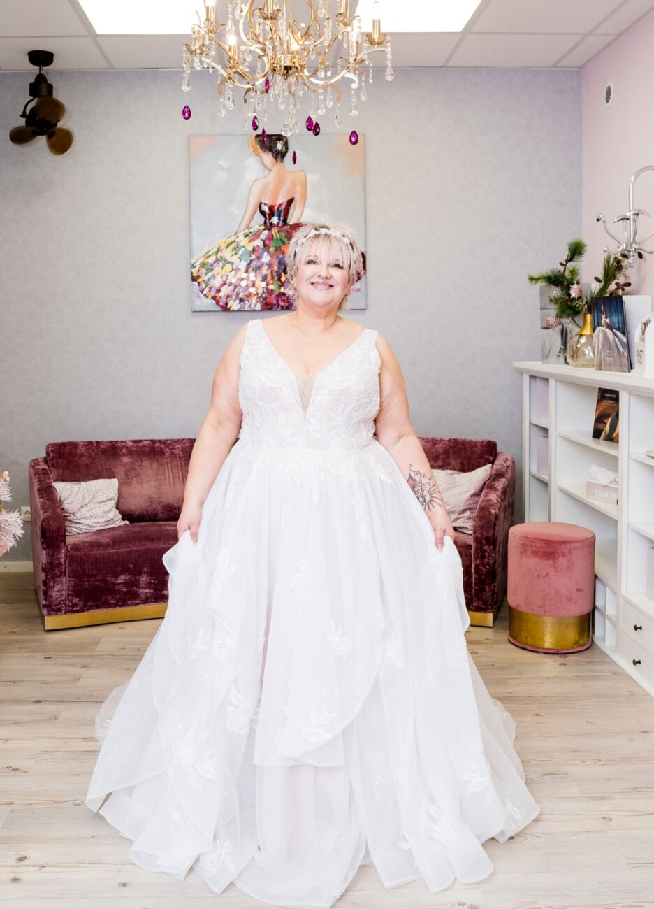 BossHochzeitshaus Winsen Brautkleier Curvy PlusSize Hamburg Lübeck Stade (2)