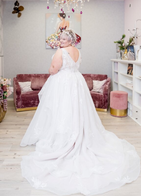 BossHochzeitshaus Winsen Brautkleier Curvy PlusSize Hamburg Lübeck Stade (8)