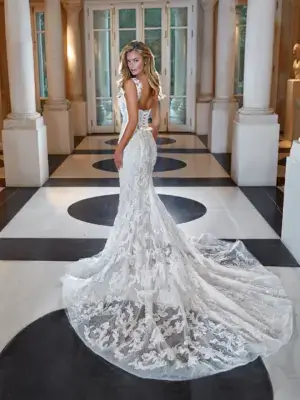 Boss Hochzeithaus Winsen Luhe Brautkleider Bremen Hamburg Lüneburg Demetrios Platinum DP463 Niedersachsen (3)