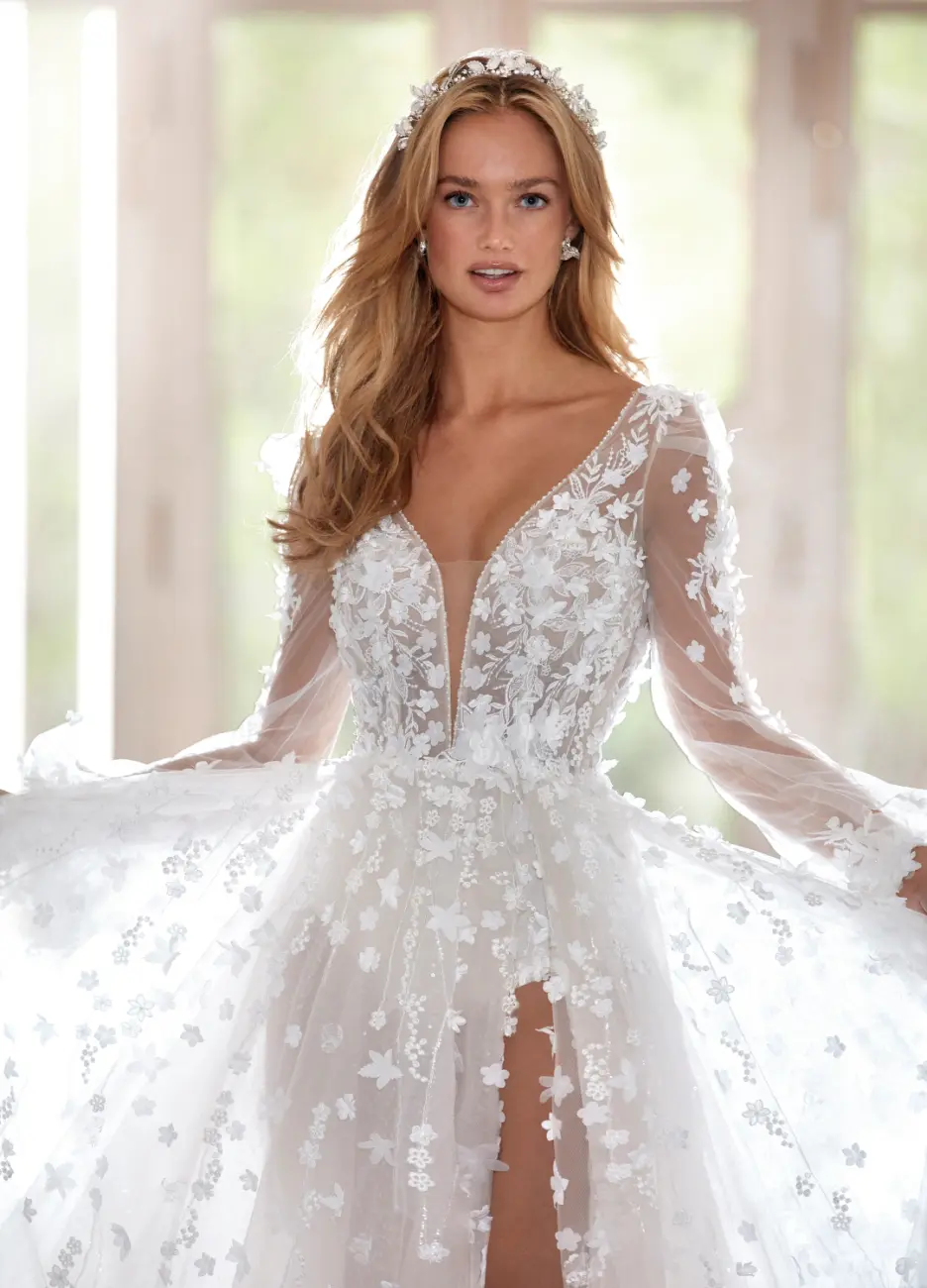 Boss Hochzeithaus Winsen Luhe Brautkleider Bremen Hamburg Lüneburg Demetrios Platinum DP481 Niedersachsen (2)