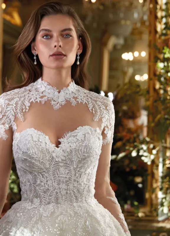 Boss Hochzeithaus Winsen Luhe Brautkleider Bremen Hamburg Lüneburg Demetrios Platinum DP492 Niedersachsen (2)