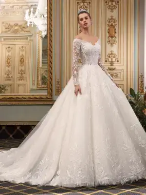 Boss Hochzeithaus Winsen Luhe Brautkleider Bremen Hamburg Lüneburg Demetrios Platinum DP503 Niedersachsen (2)