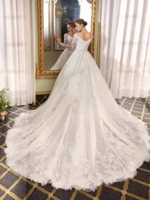 Boss Hochzeithaus Winsen Luhe Brautkleider Bremen Hamburg Lüneburg Demetrios Platinum DP503 Niedersachsen (4)