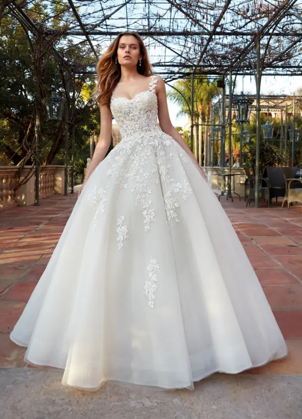 Boss Hochzeithaus Winsen Luhe Brautkleider Bremen Hamburg Lüneburg Hannover Lübeck Demetrios 1202 Niedersachsen (5)