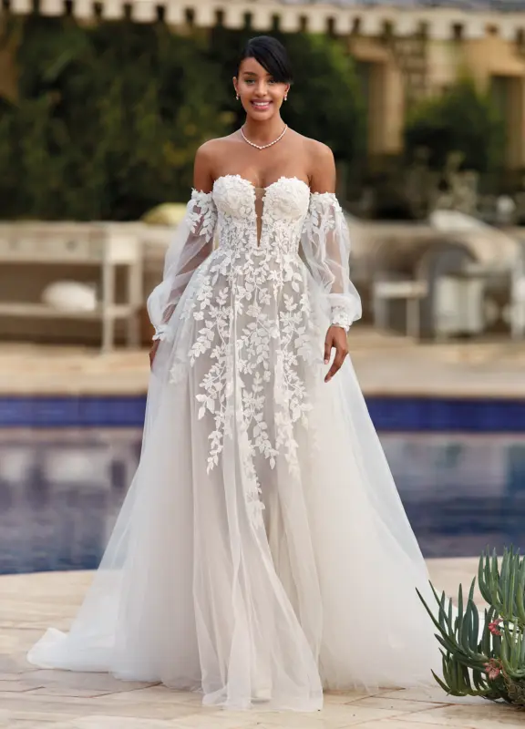 Boss Hochzeithaus Winsen Luhe Brautkleider Bremen Hamburg Lüneburg Hannover Lübeck Demetrios 1218 Niedersachsen (1)