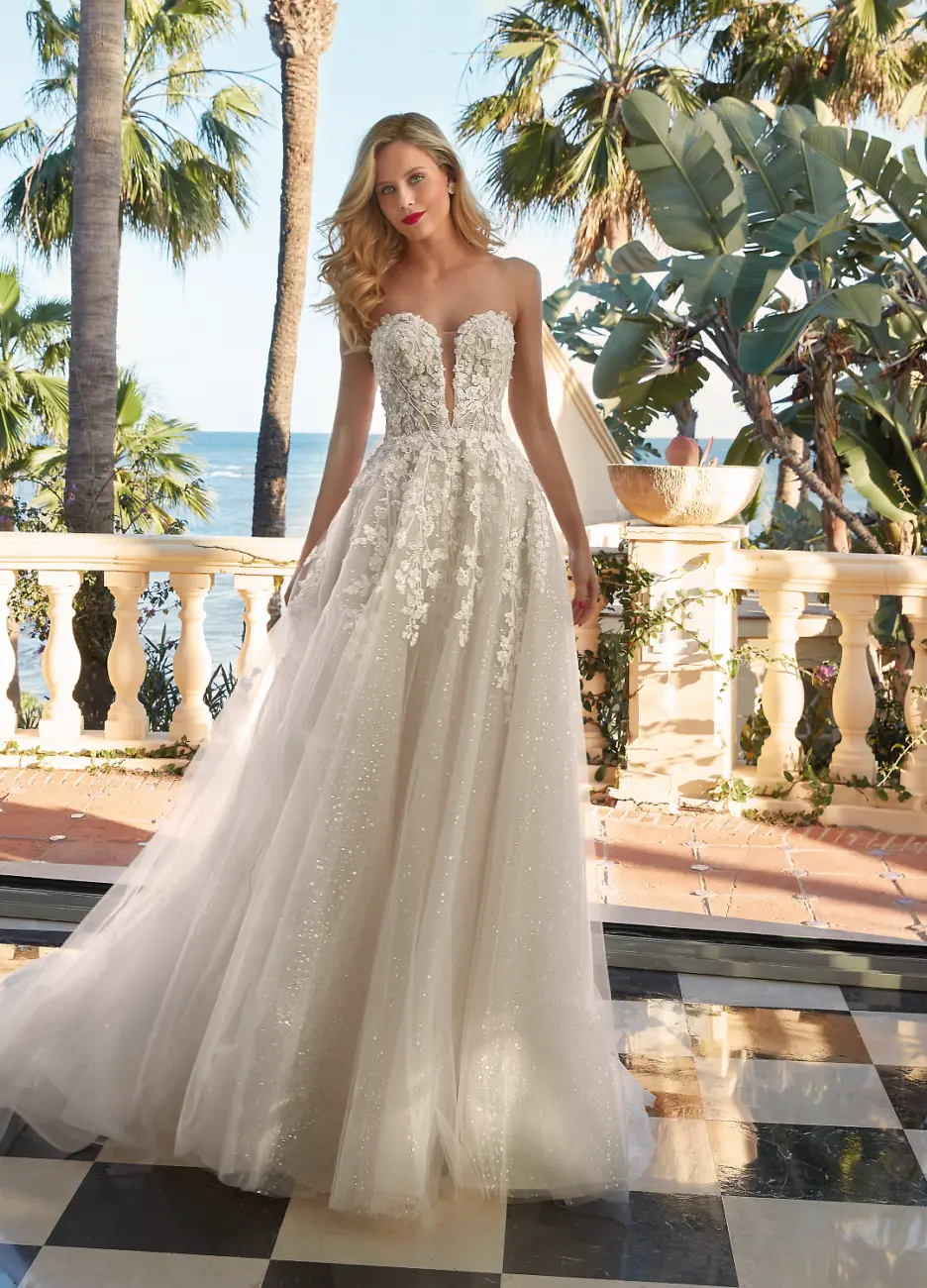 Boss Hochzeithaus Winsen Luhe Brautkleider Bremen Hamburg Lüneburg Hannover Lübeck Demetrios 1224 Niedersachsen (2)