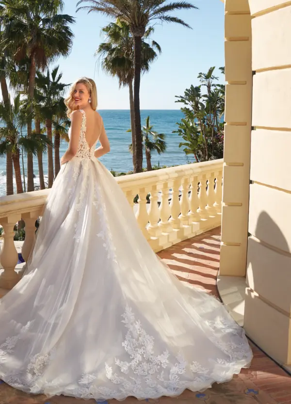 Boss Hochzeithaus Winsen Luhe Brautkleider Bremen Hamburg Lüneburg Hannover Lübeck Demetrios 1226 Niedersachsen (3)