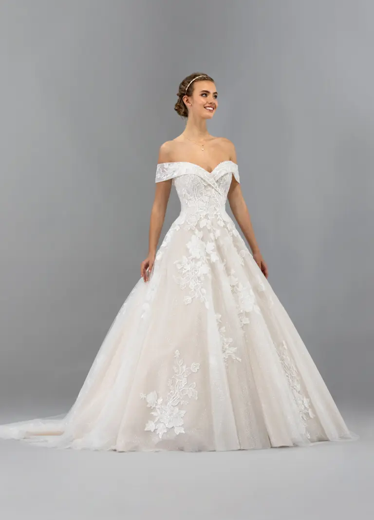 Boss Hochzeithaus Winsen Luhe Brautkleider Bremen Hamburg Lüneburg Hannover Lübeck Harburg Eglantine Fanelli Niedersachsen (1)