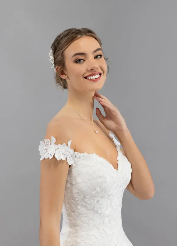 Boss Hochzeithaus Winsen Luhe Brautkleider Bremen Hamburg Lüneburg Hannover Lübeck Harburg Eglantine Fuchsia Niedersachsen (2)
