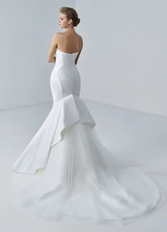 Boss Hochzeithaus Winsen Luhe Brautkleider Bremen Hamburg Lüneburg Hannover Lübeck Harburg Enzoani Blue Adeline Niedersachsen (1)