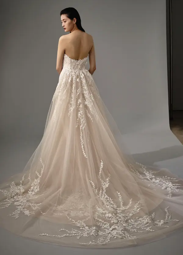 Boss Hochzeithaus Winsen Luhe Brautkleider Bremen Hamburg Lüneburg Hannover Lübeck Harburg Enzoani Blue Meg Niedersachsen (1)