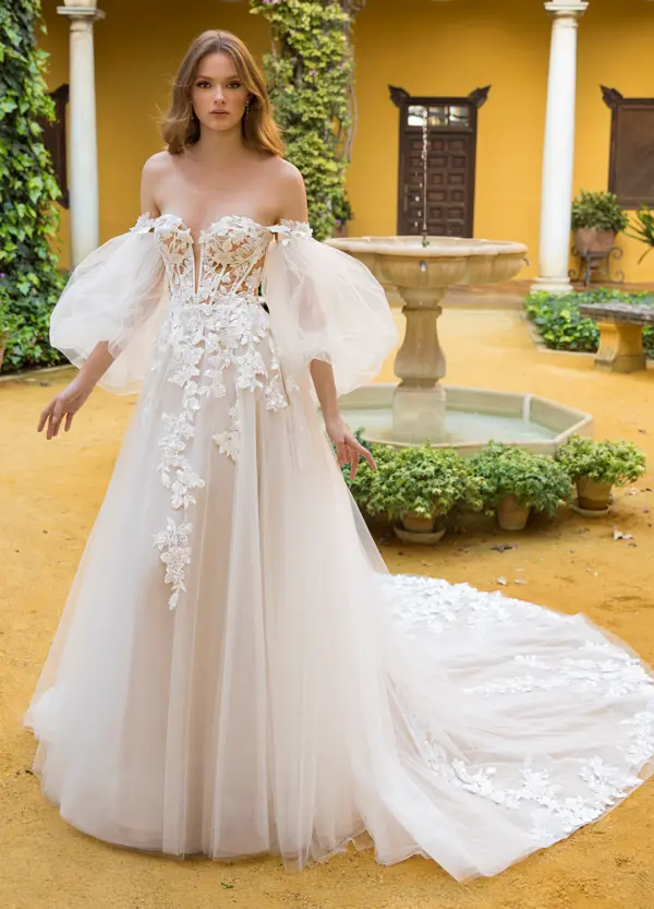 Boss Hochzeithaus Winsen Luhe Brautkleider Bremen Hamburg Lüneburg Hannover Lübeck Harburg Enzoani Blue Petunia Niedersachsen (4)