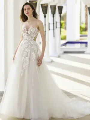 Boss Hochzeithaus Winsen Luhe Brautkleider Bremen Hamburg Lüneburg Hannover Lübeck Harburg Enzoani Blue Royce Niedersachsen (4)