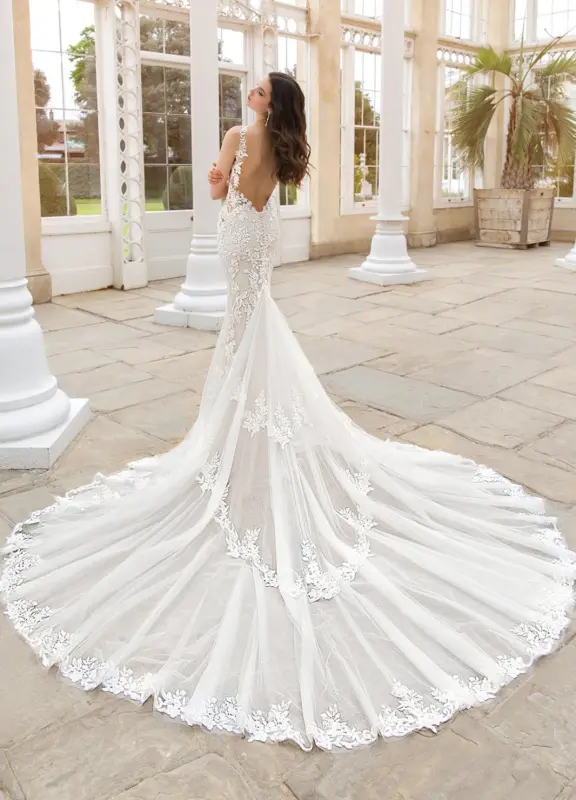 Boss Hochzeithaus Winsen Luhe Brautkleider Bremen Hamburg Lüneburg Hannover Lübeck Harburg Enzoani Suzanne Niedersachsen (1)