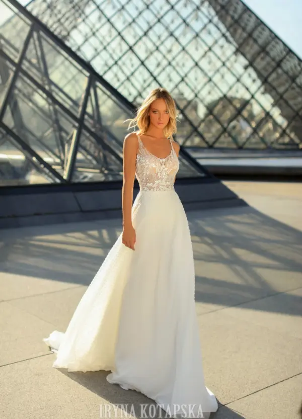 Boss Hochzeithaus Winsen Luhe Brautkleider Bremen Hamburg Lüneburg Hannover Lübeck Harburg Iryna Kotapska moerne Brautkleider LB2303 Niedersachsen (3)