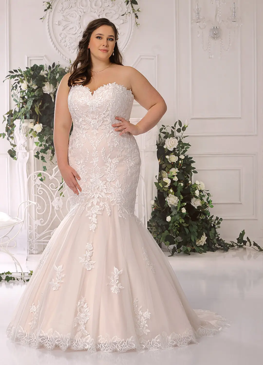 Boss Hochzeithaus Winsen Luhe Brautkleider Bremen Hamburg Lüneburg Hannover Lübeck Harburg Ladybird moderne Brautkleider LS422058 Niedersachsen (1)