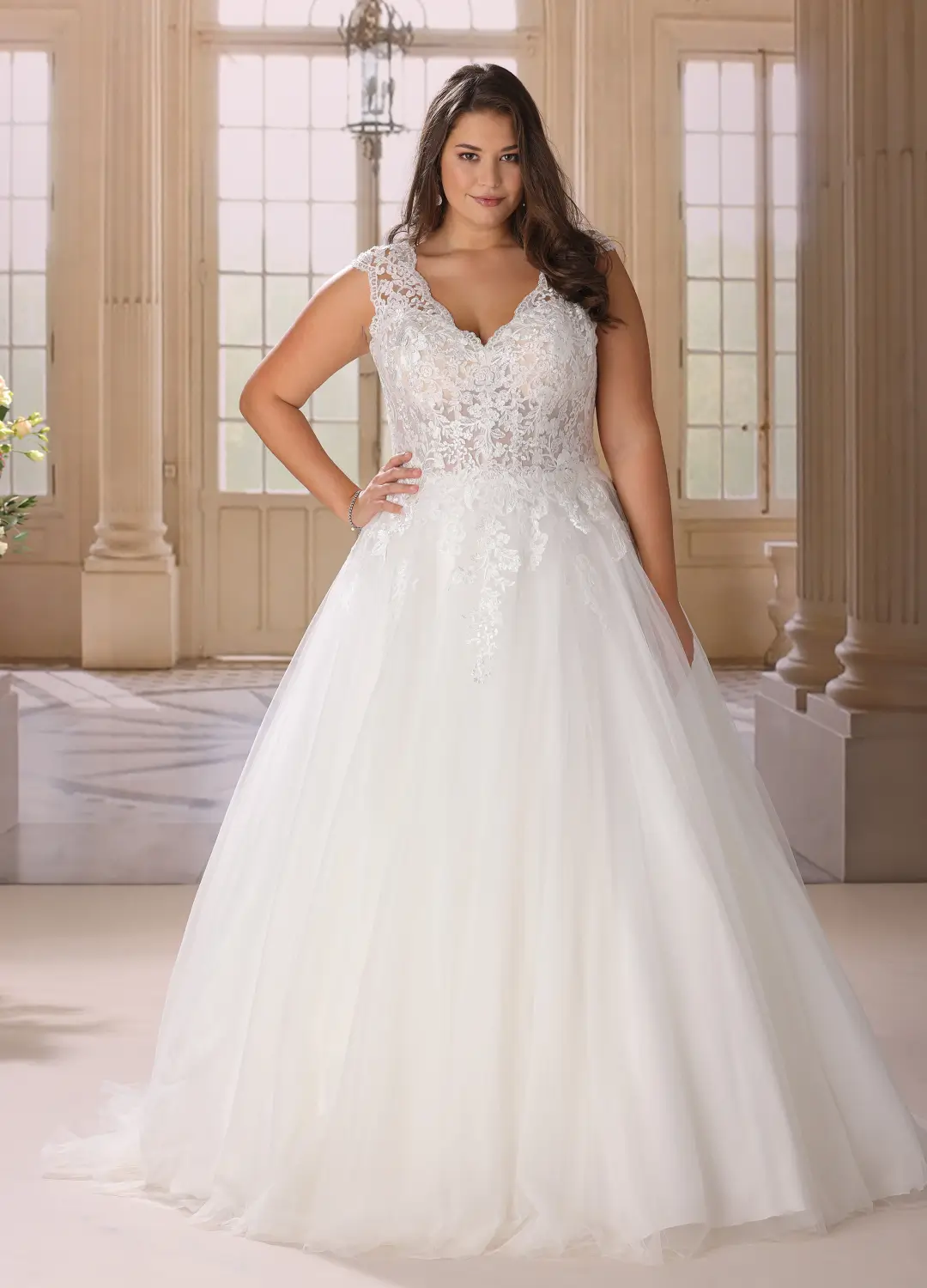 Boss Hochzeithaus Winsen Luhe Brautkleider Bremen Hamburg Lüneburg Hannover Lübeck Harburg Ladybird moderne Curvy Brautkleider Namaka Niedersachsen (1)