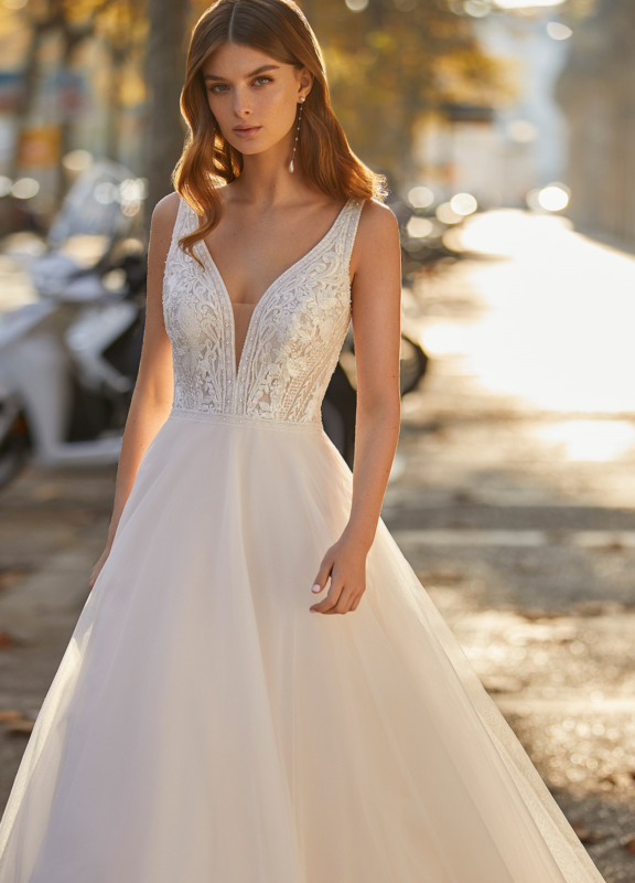 Boss Hochzeithaus Winsen Luhe Brautkleider Bremen Hamburg Lüneburg Hannover Lübeck Harburg Luna Novias moderne Brautkleider Tisha Niedersachsen (1)