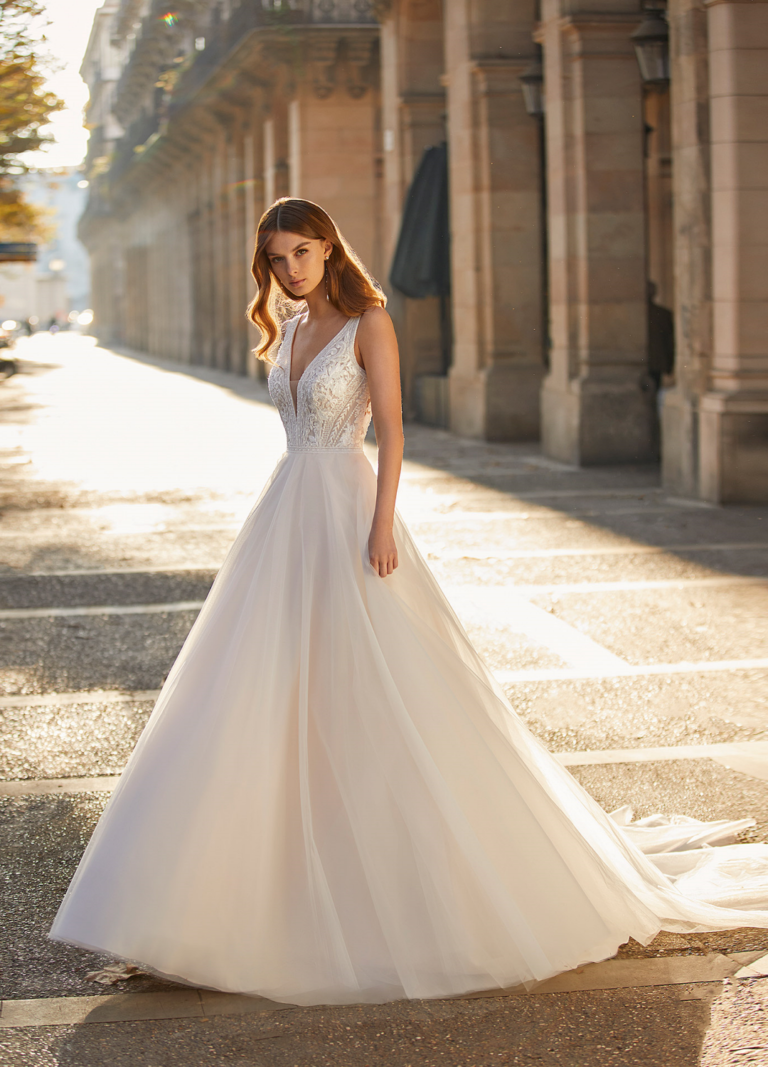 Boss Hochzeithaus Winsen Luhe Brautkleider Bremen Hamburg Lüneburg Hannover Lübeck Harburg Luna Novias moderne Brautkleider Tisha Niedersachsen (2)