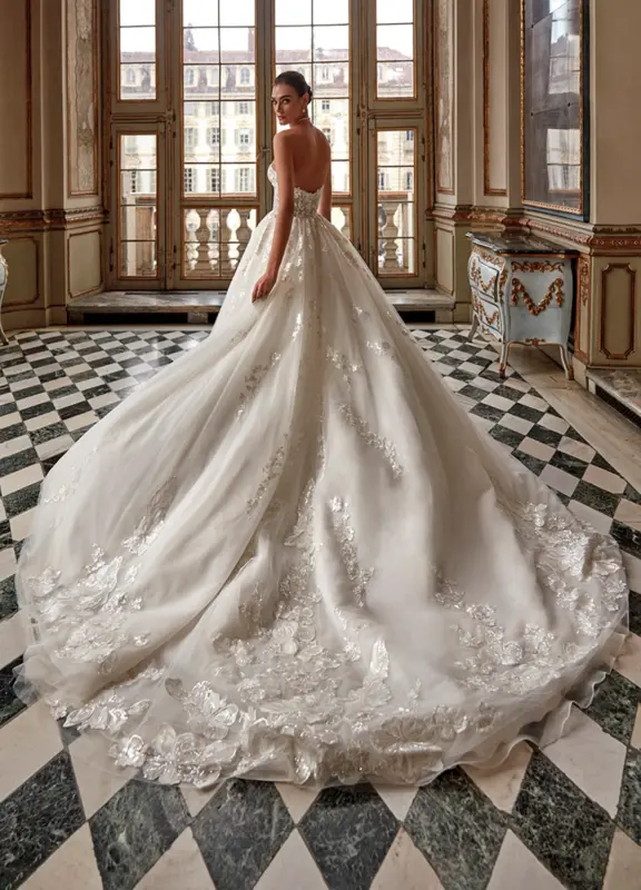 Boss Hochzeithaus Winsen Luhe Brautkleider Bremen Hamburg Lüneburg Hannover Lübeck Harburg Pronovias Ammolite Niedersachsen (3)