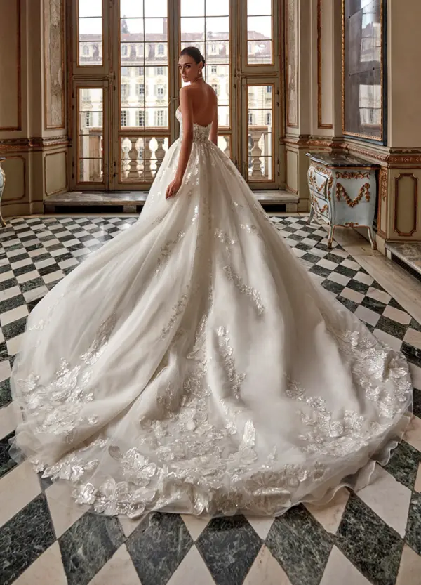 Boss Hochzeithaus Winsen Luhe Brautkleider Bremen Hamburg Lüneburg Hannover Lübeck Harburg Pronovias Ammolite Niedersachsen (3)