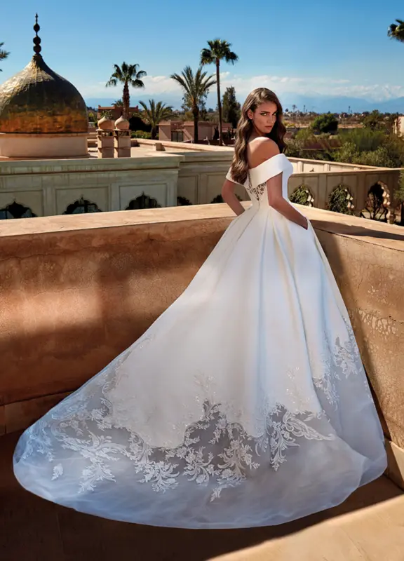 Boss Hochzeithaus Winsen Luhe Brautkleider Bremen Hamburg Lüneburg Hannover Lübeck Harburg Pronovias Loa Niedersachsen (2)
