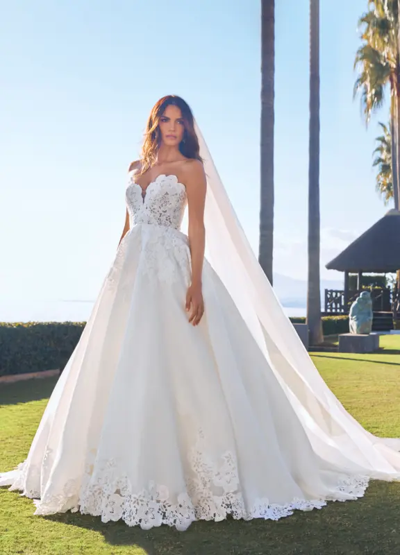 Boss Hochzeithaus Winsen Luhe Brautkleider Bremen Hamburg Lüneburg Hannover Lübeck Harburg Pronovias Myrna Niedersachsen (1)
