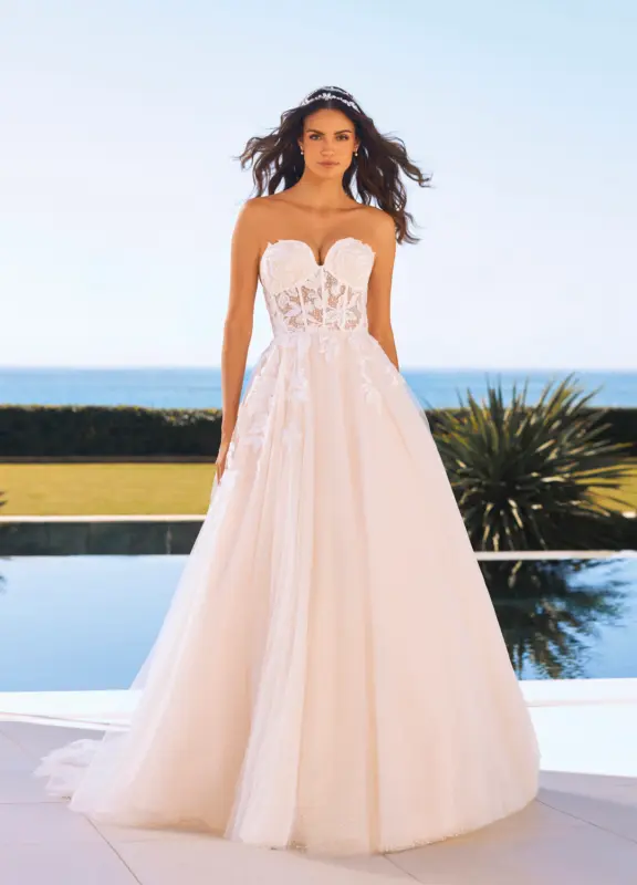 Boss Hochzeithaus Winsen Luhe Brautkleider Bremen Hamburg Lüneburg Hannover Lübeck Pronovias Pheonix Niedersachsen (1)