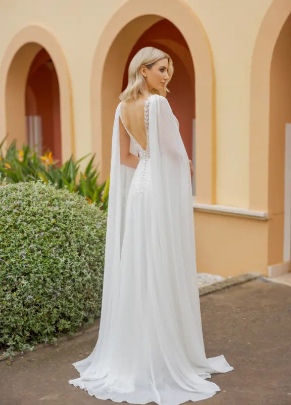 Boss Hochzeithaus Winsen Luhe Brautkleider Bremen Hamburg Lüneburg Hannover Stade Lübeck Buxtehude Amera Vera AL137 Brautkleider Niedersachsen (2)