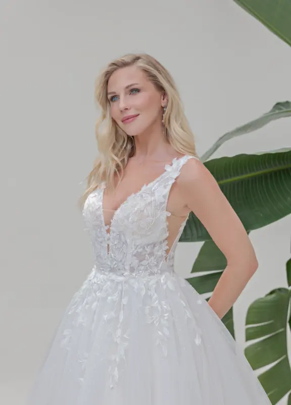 Boss Hochzeithaus Winsen Luhe Brautkleider Bremen Hamburg Lüneburg Hannover Stade Lübeck Buxtehude Amera Vera Brautkleider B2503 Niedersachsen (2)