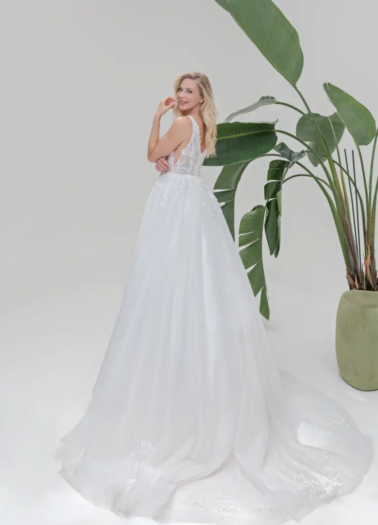 Boss Hochzeithaus Winsen Luhe Brautkleider Bremen Hamburg Lüneburg Hannover Stade Lübeck Buxtehude Amera Vera Brautkleider B2503 Niedersachsen (3)