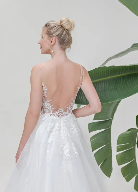 Boss Hochzeithaus Winsen Luhe Brautkleider Bremen Hamburg Lüneburg Hannover Stade Lübeck Buxtehude Amera Vera Brautkleider B2505 Niedersachsen (4)