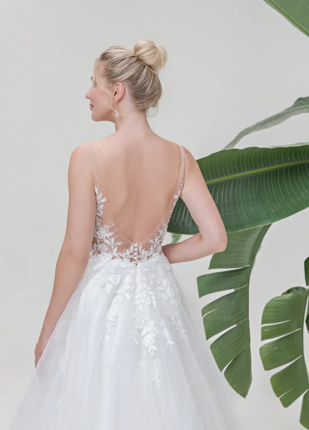Boss Hochzeithaus Winsen Luhe Brautkleider Bremen Hamburg Lüneburg Hannover Stade Lübeck Buxtehude Amera Vera Brautkleider B2505 Niedersachsen (4)