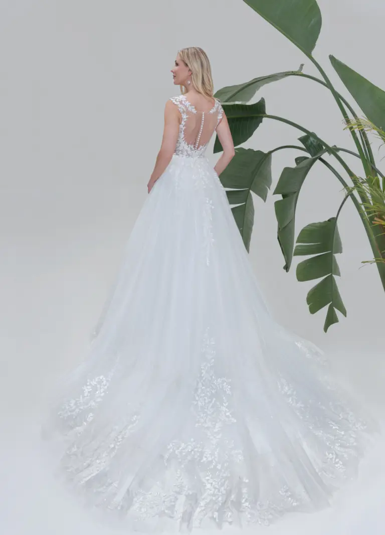 Boss Hochzeithaus Winsen Luhe Brautkleider Bremen Hamburg Lüneburg Hannover Stade Lübeck Buxtehude Amera Vera Brautkleider B2506 Niedersachsen (3)