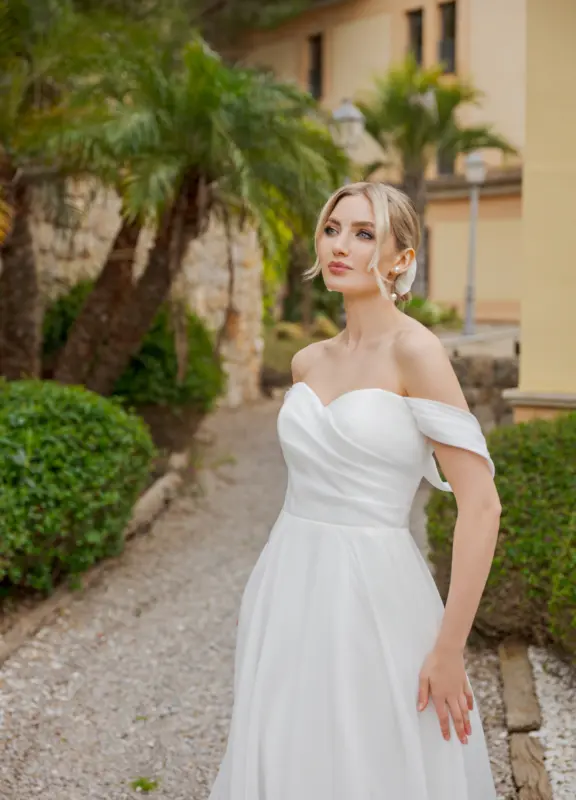 Boss Hochzeithaus Winsen Luhe Brautkleider Bremen Hamburg Lüneburg Hannover Stade Lübeck Buxtehude Ann Angelex B2654 Brautkleider Niedersachsen (2)