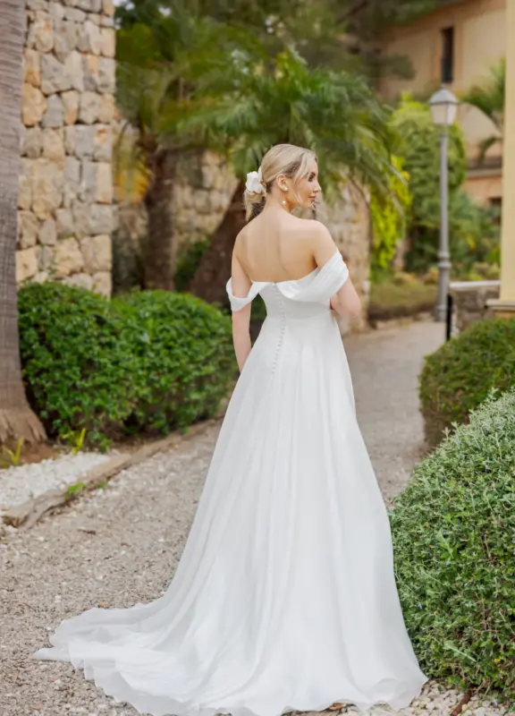 Boss Hochzeithaus Winsen Luhe Brautkleider Bremen Hamburg Lüneburg Hannover Stade Lübeck Buxtehude Ann Angelex B2654 Brautkleider Niedersachsen (3)