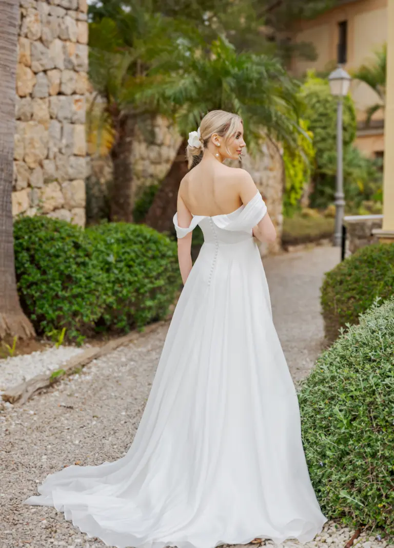 Boss Hochzeithaus Winsen Luhe Brautkleider Bremen Hamburg Lüneburg Hannover Stade Lübeck Buxtehude Ann Angelex B2654 Brautkleider Niedersachsen (3)