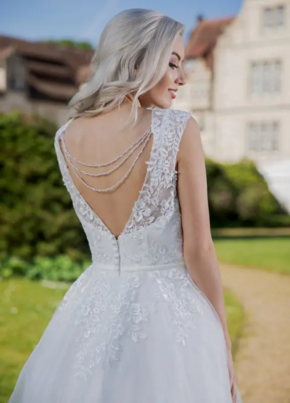 Boss Hochzeithaus Winsen Luhe Brautkleider Bremen Hamburg Lüneburg Hannover Stade Lübeck Buxtehude AnnAngelex B2060 Brautkleider Niedersachsen (2)