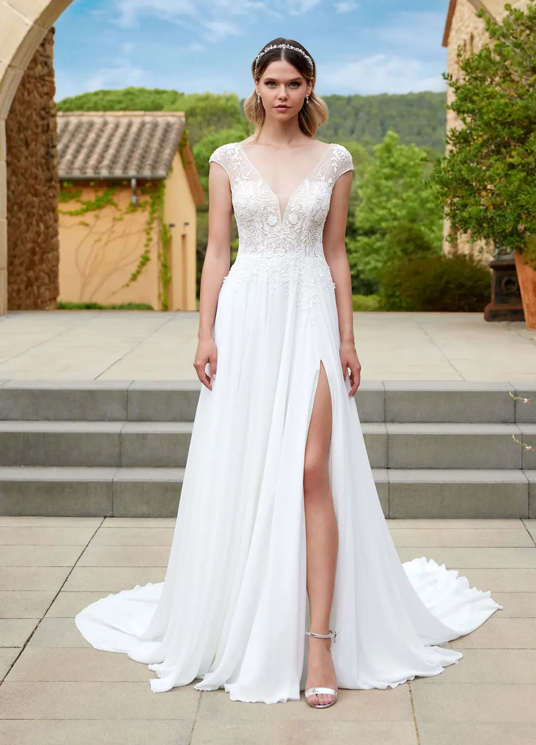 Boss Hochzeithaus Winsen Luhe Brautkleider Bremen Hamburg Lüneburg Hannover Stade Lübeck Buxtehude Bianco Evento Amethyst Brautkleider Niedersachsen (1)