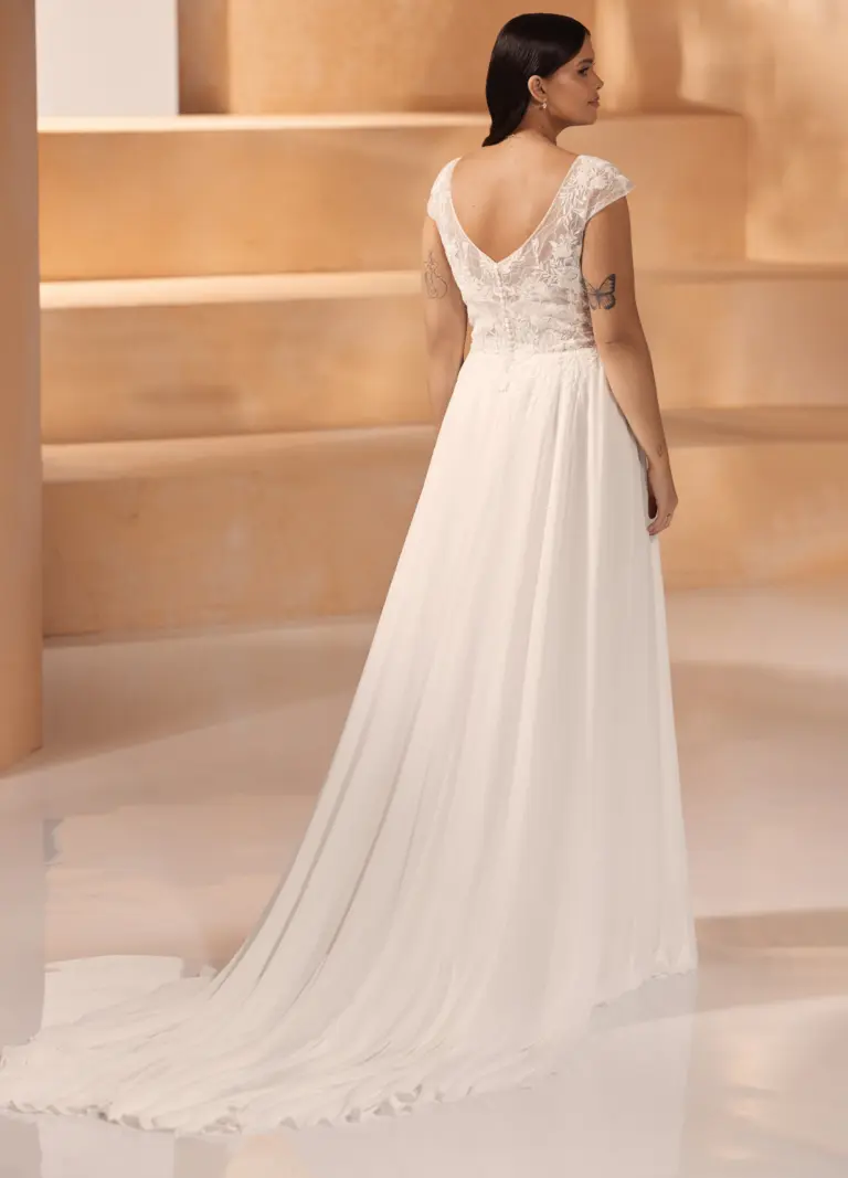 Boss Hochzeithaus Winsen Luhe Brautkleider Bremen Hamburg Lüneburg Hannover Stade Lübeck Buxtehude Bianco Evento Amethyst Brautkleider Niedersachsen (6)